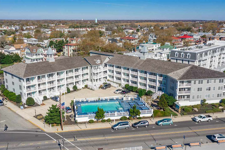 11 Beach Ave. Exterior