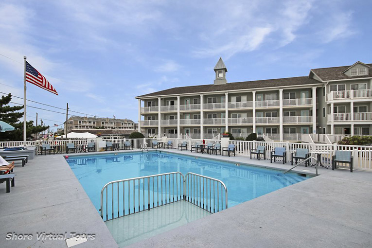11 Beach Ave. Pool
